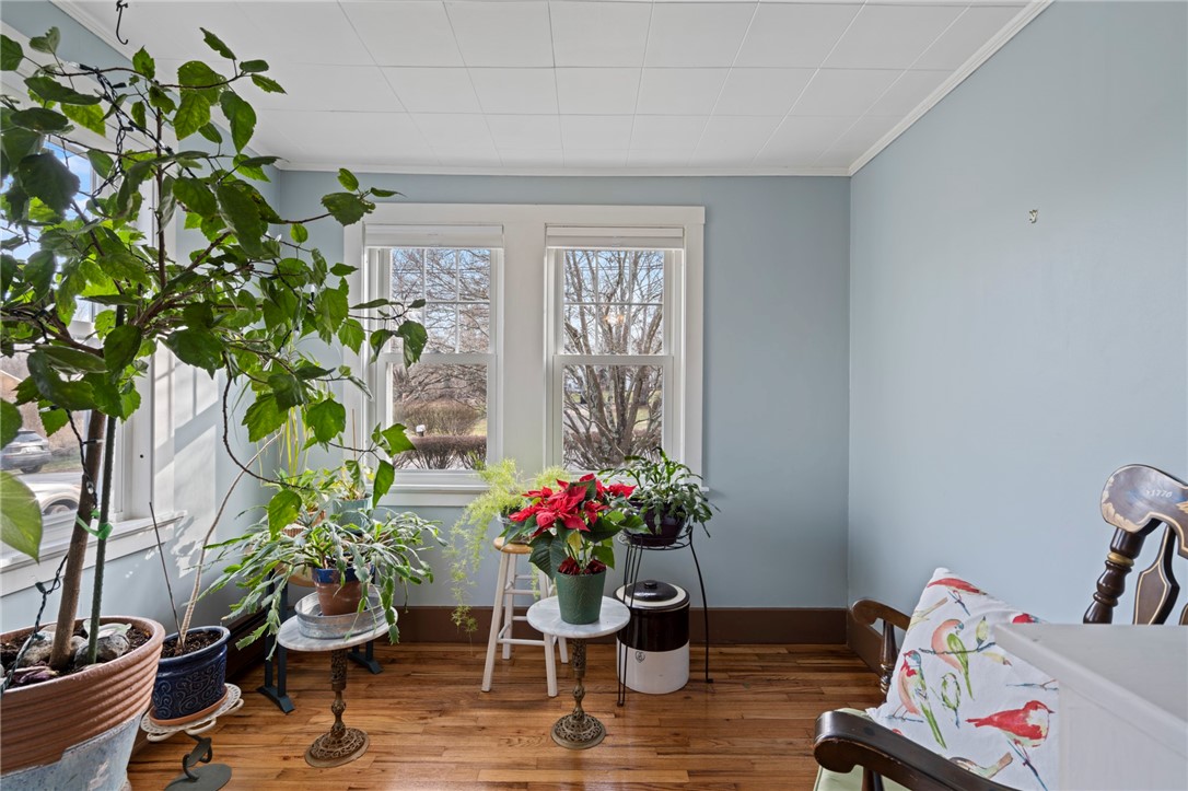 18 Laurel Lane Warren, RI 02885 - Photo 9 of 41 Gallery Image 9
