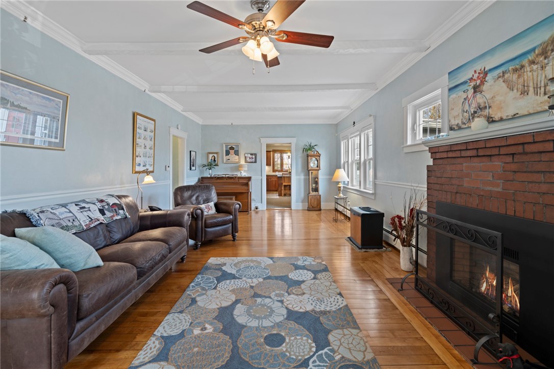 18 Laurel Lane Warren, RI 02885 - Photo 10 of 41 Gallery Image 10