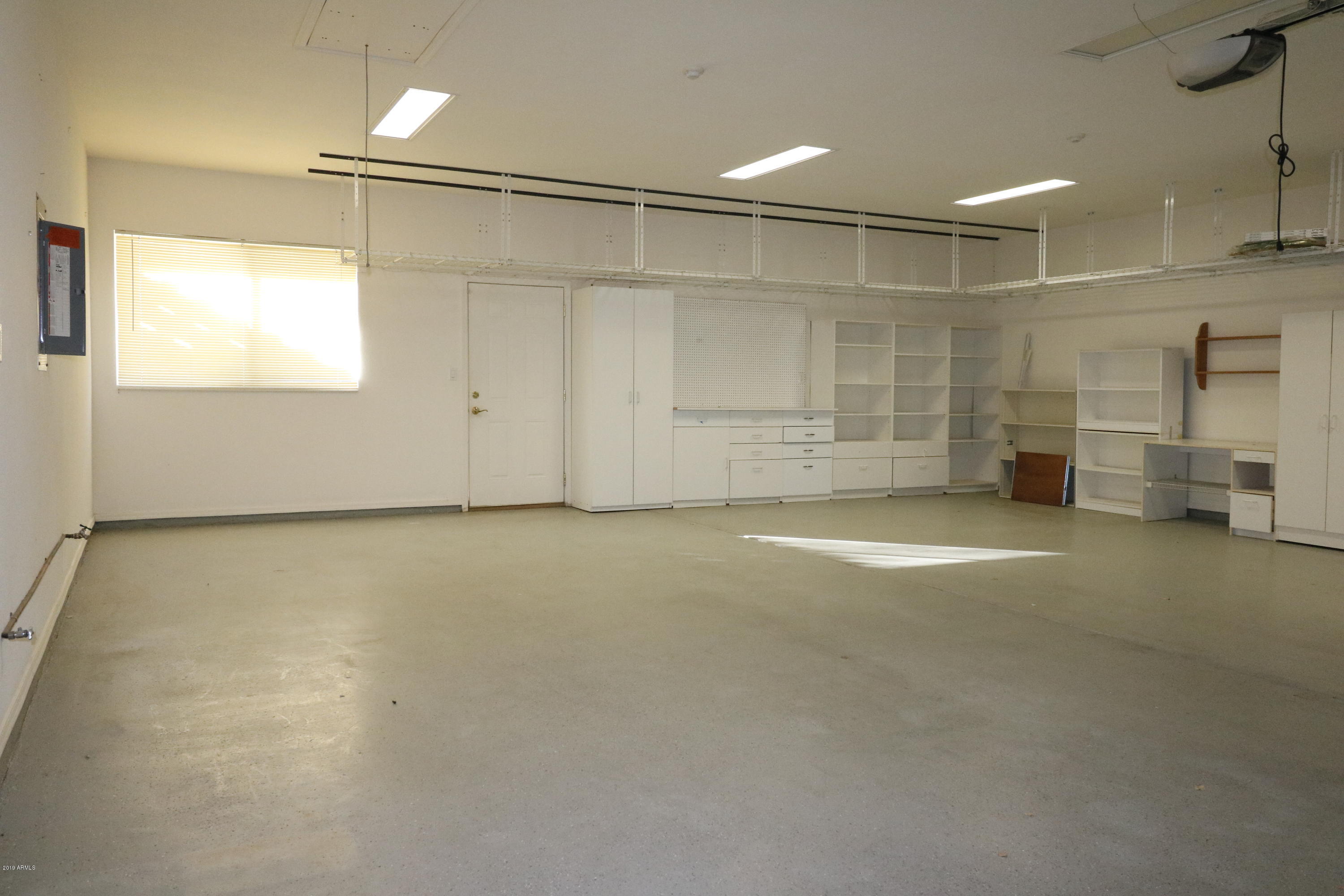 357 North Ronda Paula Street Casa Grande, AZ 85122 - Photo 30 of 42 30 garage entry