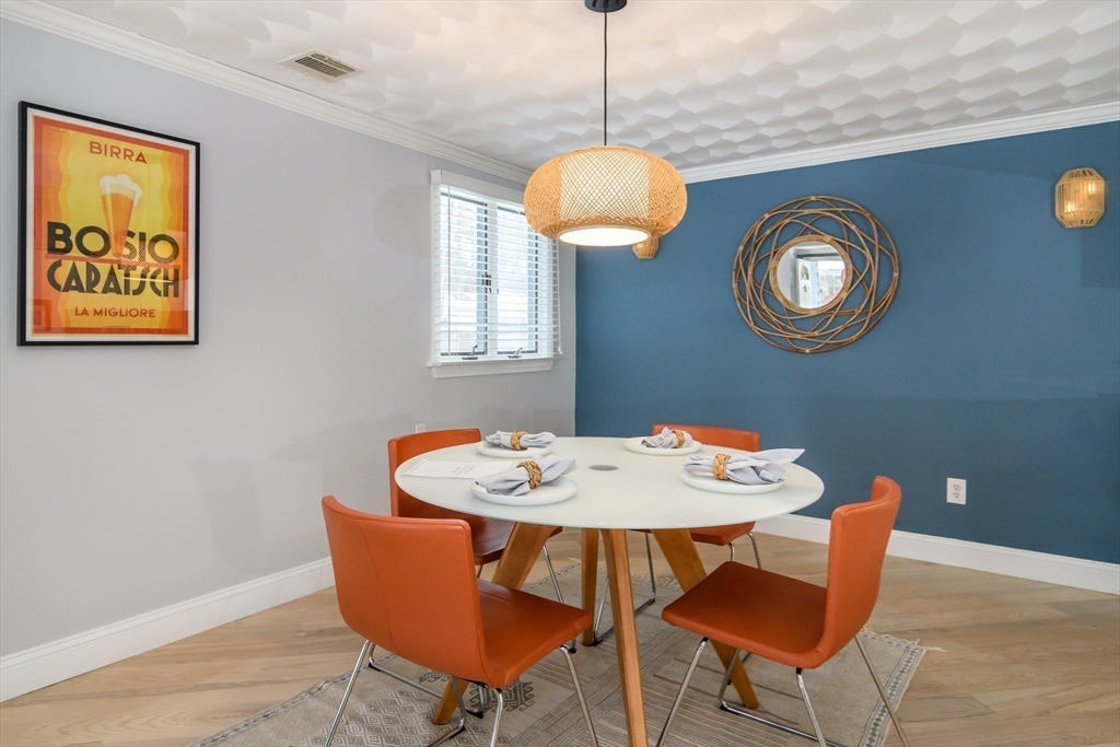 3 Oxbow Road Natick, MA 01760 - Photo 7 of 26 a dining room with furniture and window