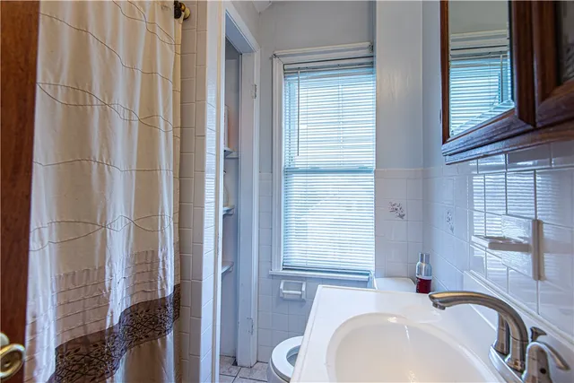 $524,900 | 49 9th Street, East Providence, RI 02914