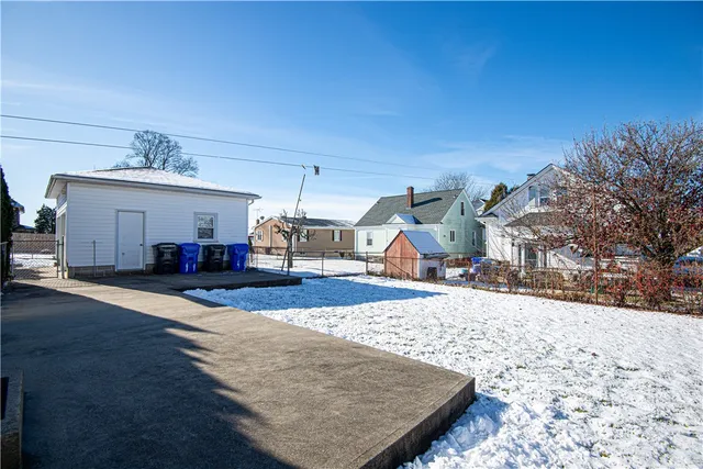 $524,900 | 49 9th Street, East Providence, RI 02914