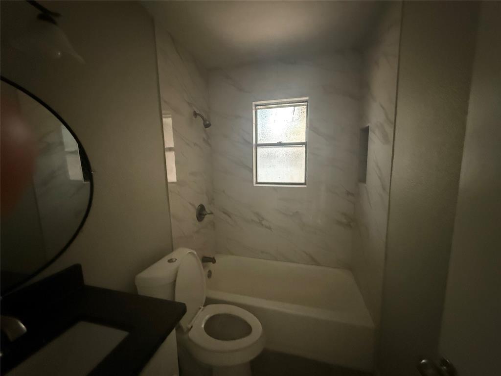 109 Ray Street Arlington, TX 76010 - Photo 6 of 9