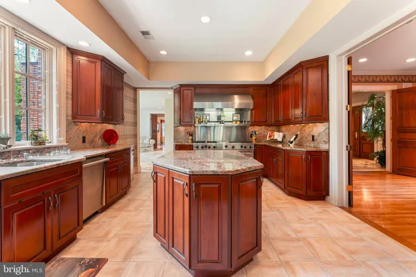 a view of a dining room and livingroom view