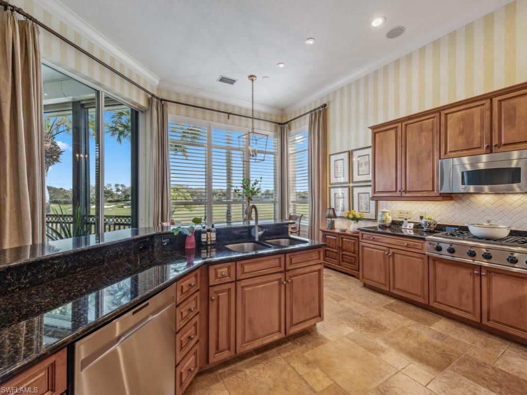 15540 Monterosso Lane, Unit 202 Naples, FL 34110 - Photo 12 of 28