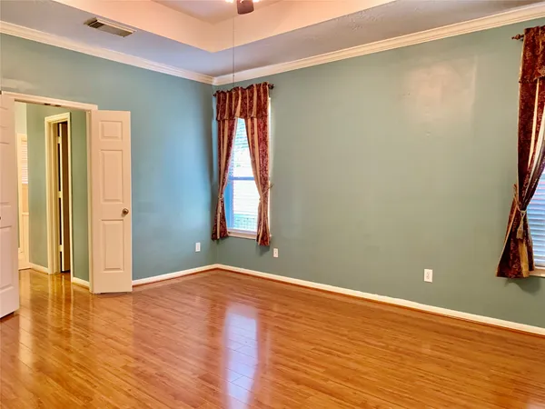 $2,200 | 1015 Tennyson Drive, Pearland, TX 77584