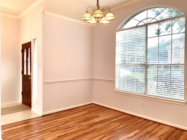 $2,200 | 1015 Tennyson Drive, Pearland, TX 77584