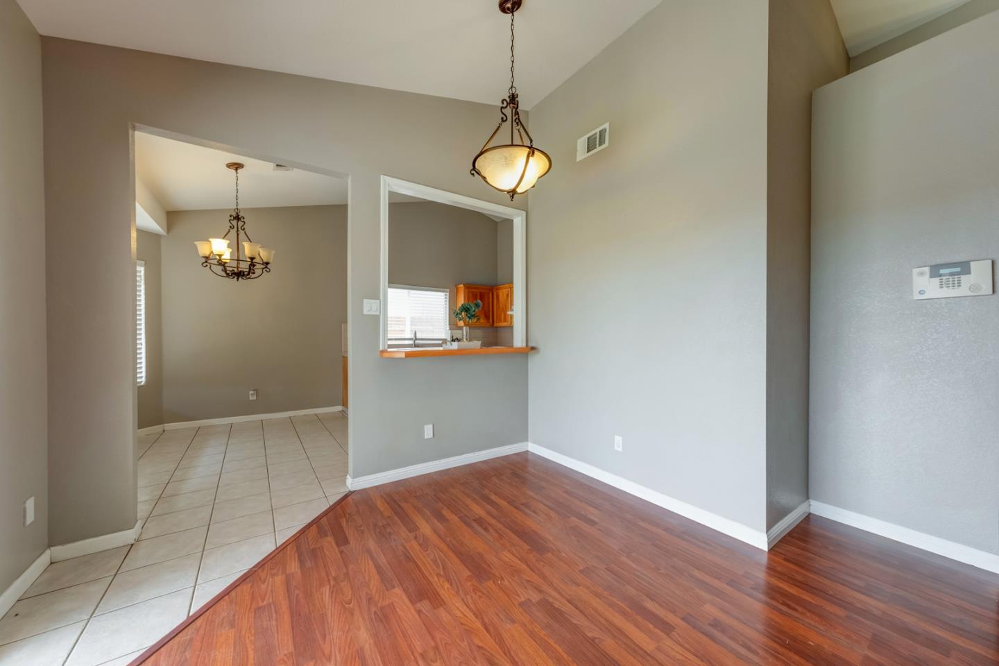 826 Place Road Los Banos, CA 93635 - Photo 8 of 36 Gallery Image 8