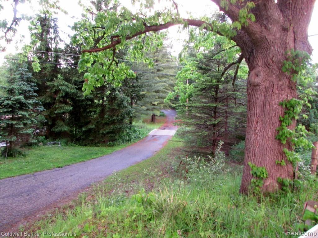 1885 Porter Road White Lake, MI 48383 - Photo 42 of 42 IMG_6555.jpg