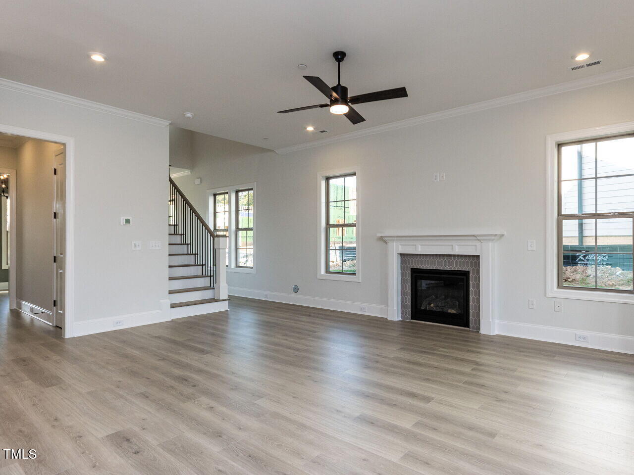 1007 Coldspring Circle Durham, NC 27705 - Photo 39 of 66 009-1280x960-living-room
