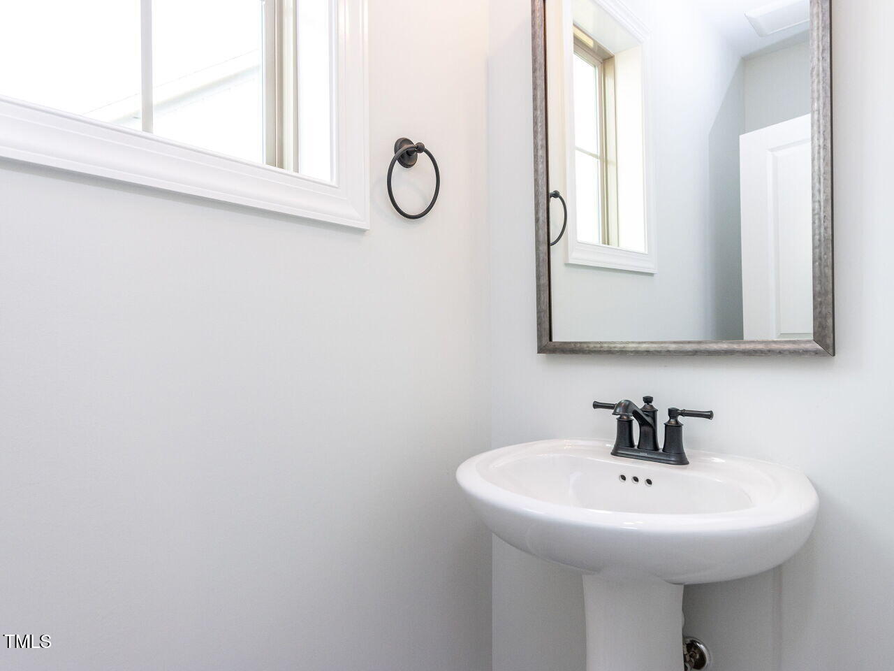 1007 Coldspring Circle Durham, NC 27705 - Photo 58 of 66 028-1280x960-half-bath