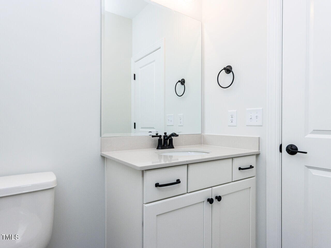 1007 Coldspring Circle Durham, NC 27705 - Photo 63 of 66 033-1280x960-bathroom