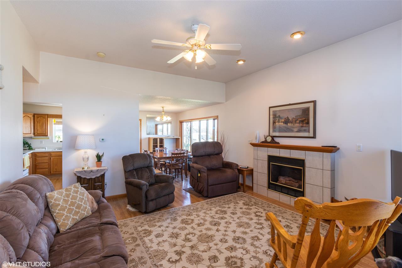 3015 Fawn Circle Riverside, IA 52327 - Photo 2 of 15 Gallery Image 2