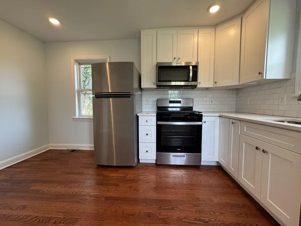 $3,400 | 9405 Rhode Island Avenue, College Park, MD 20740