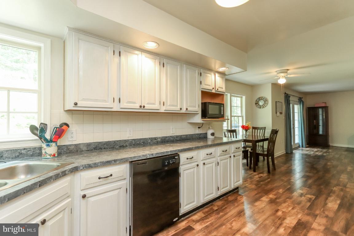 49 West Deep Run Road Westminster, MD 21158 - Photo 9 of 32 Gallery Image 9
