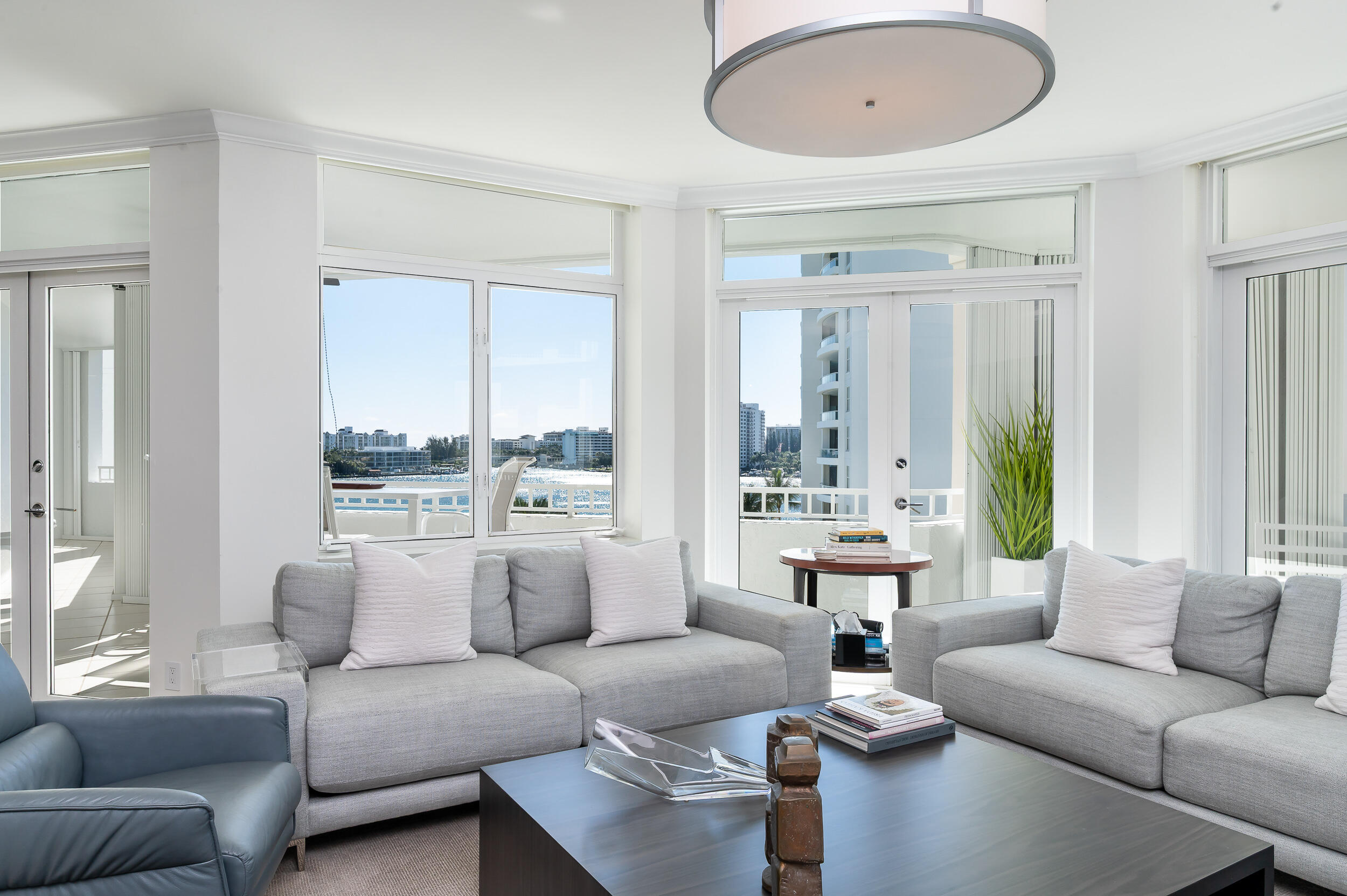 300 Southeast 5th Avenue, Unit 6110 Boca Raton, FL 33432 - Photo 6 of 73 6110-5