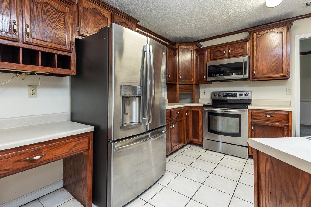 242 Timothy Road Atoka, TN 38004 - Photo 14 of 38