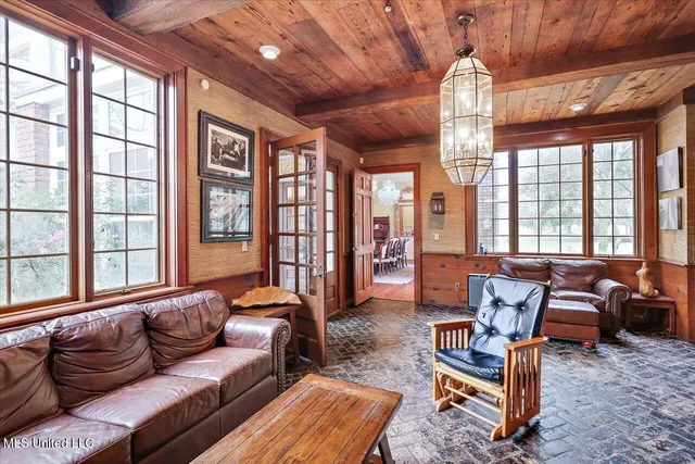 $650,000 | 16487 Highway 3, Yazoo City, MS 39194