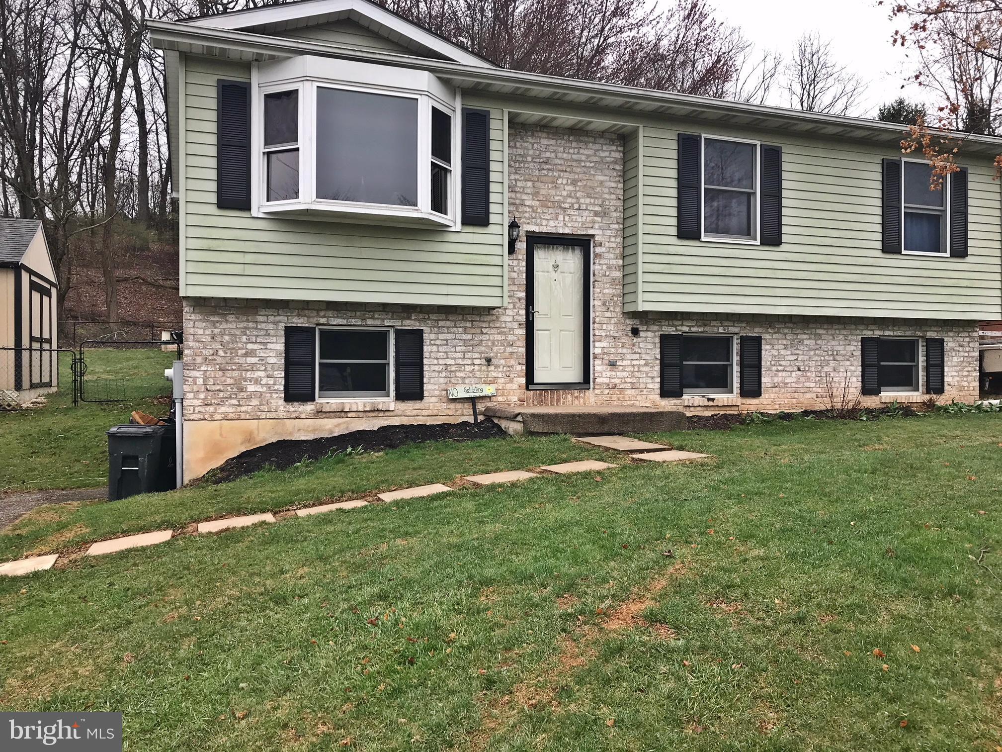 2905 Michelle Road Manchester, MD 21102 - Photo 29 of 30 Exterior (Front)