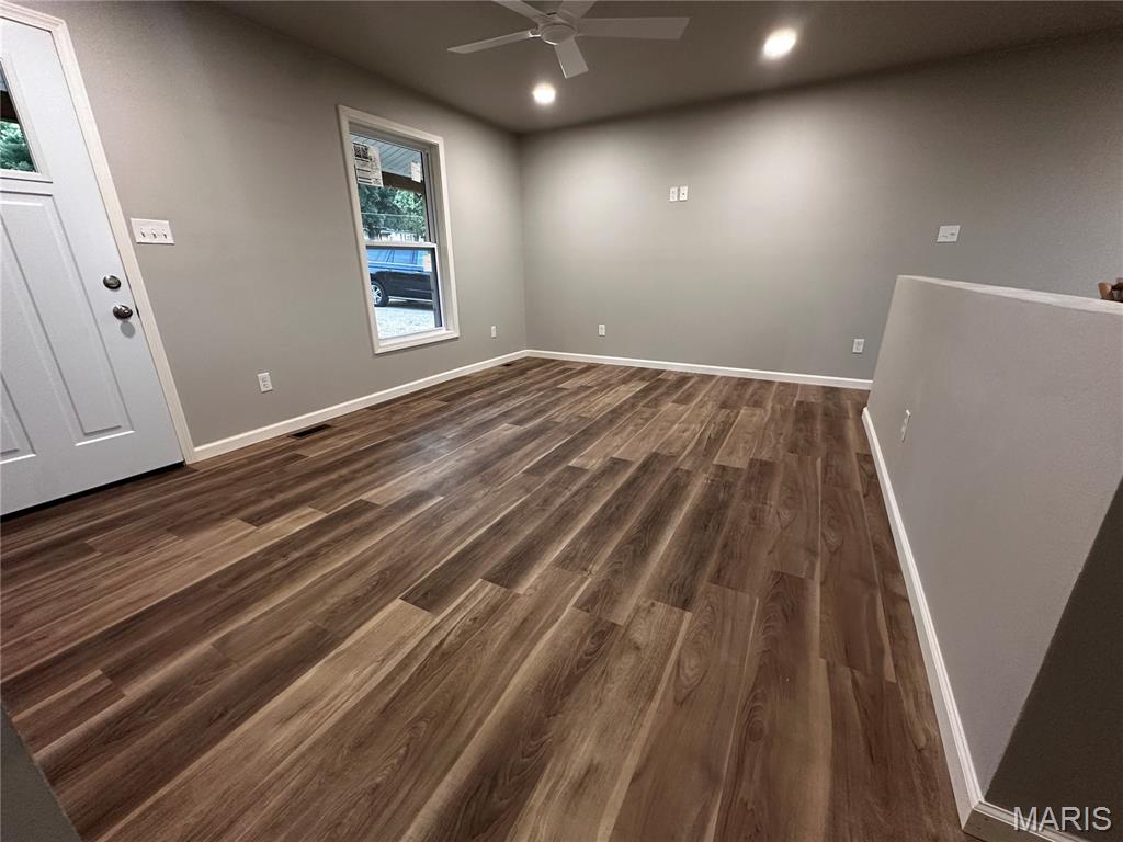 1671 Elmont Road Sullivan, MO 63080 - Photo 4 of 17 Gallery Image 4