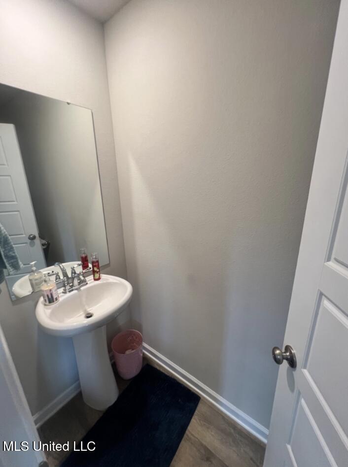 2012 Magazine Street Ocean Springs, MS 39564 - Photo 14 of 18 Screenshot 2025-02-05 at 3.15.36 PM