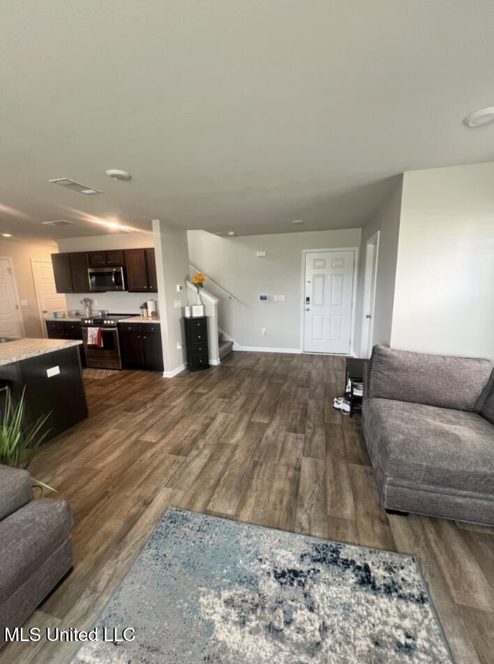 2012 Magazine Street Ocean Springs, MS 39564 - Photo 16 of 18 Screenshot 2025-02-05 at 3.15.27 PM