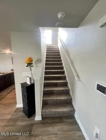 $1,900 | 2012 Magazine Street, Ocean Springs, MS 39564