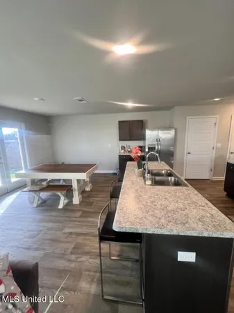 $1,900 | 2012 Magazine Street, Ocean Springs, MS 39564