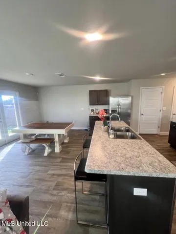 $1,900 | 2012 Magazine Street, Ocean Springs, MS 39564