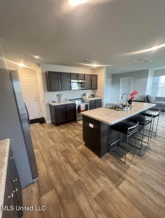 $1,900 | 2012 Magazine Street, Ocean Springs, MS 39564