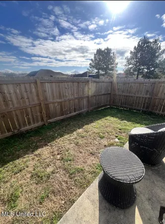 $1,900 | 2012 Magazine Street, Ocean Springs, MS 39564