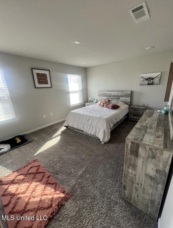 2012 Magazine Street Ocean Springs, MS 39564 - Photo 9 of 18 Screenshot 2025-02-05 at 3.16.18 PM