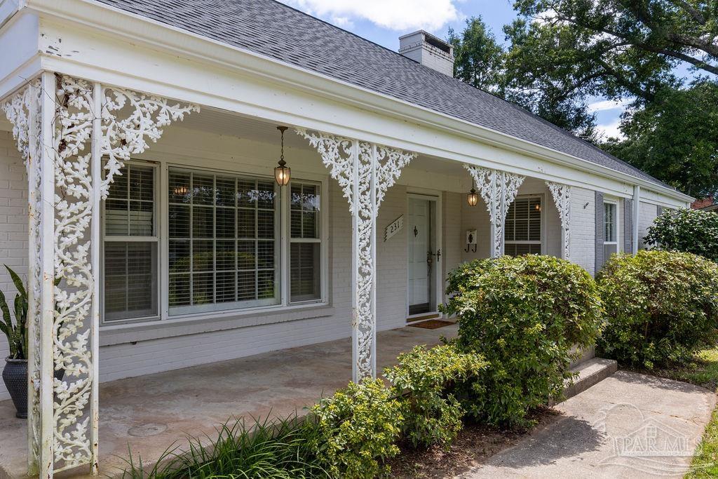 231 Dean Road Pensacola, FL 32503 - Photo 6 of 37 Gallery Image 6