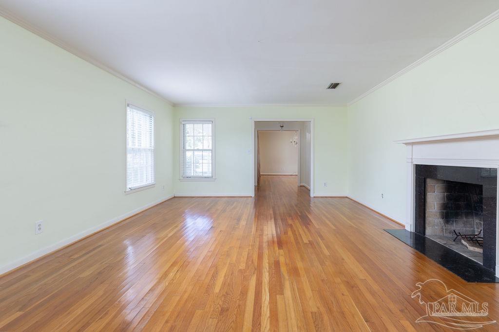 231 Dean Road Pensacola, FL 32503 - Photo 7 of 37 Gallery Image 7