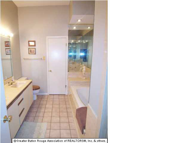 13442 South Fairview Avenue Baton Rouge, LA 70816 - Photo 11 of 19