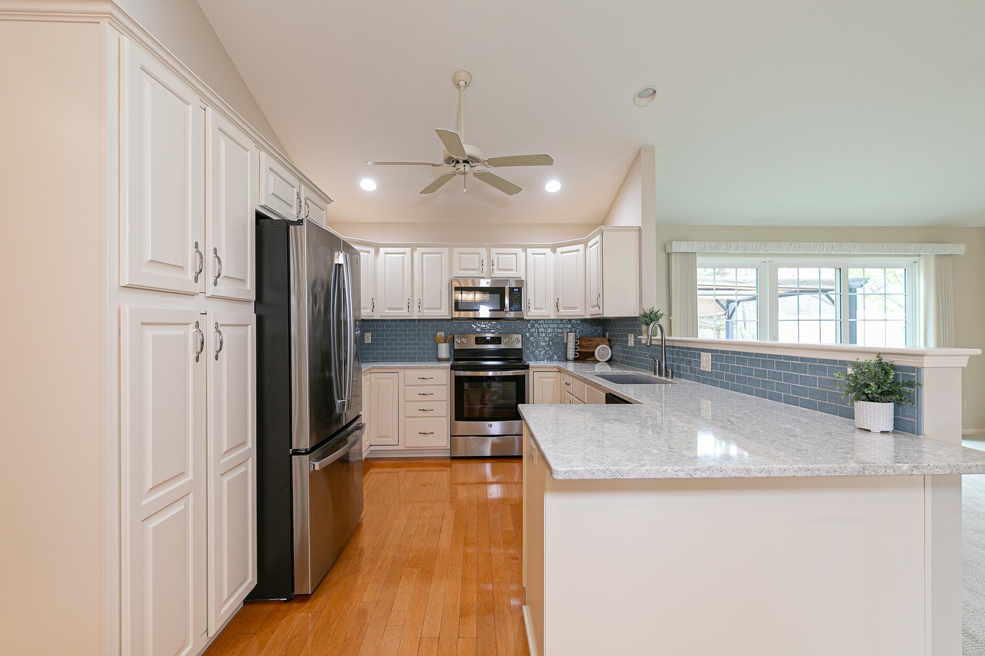4741 Westbrook Court Appleton, WI 54913 - Photo 9 of 28