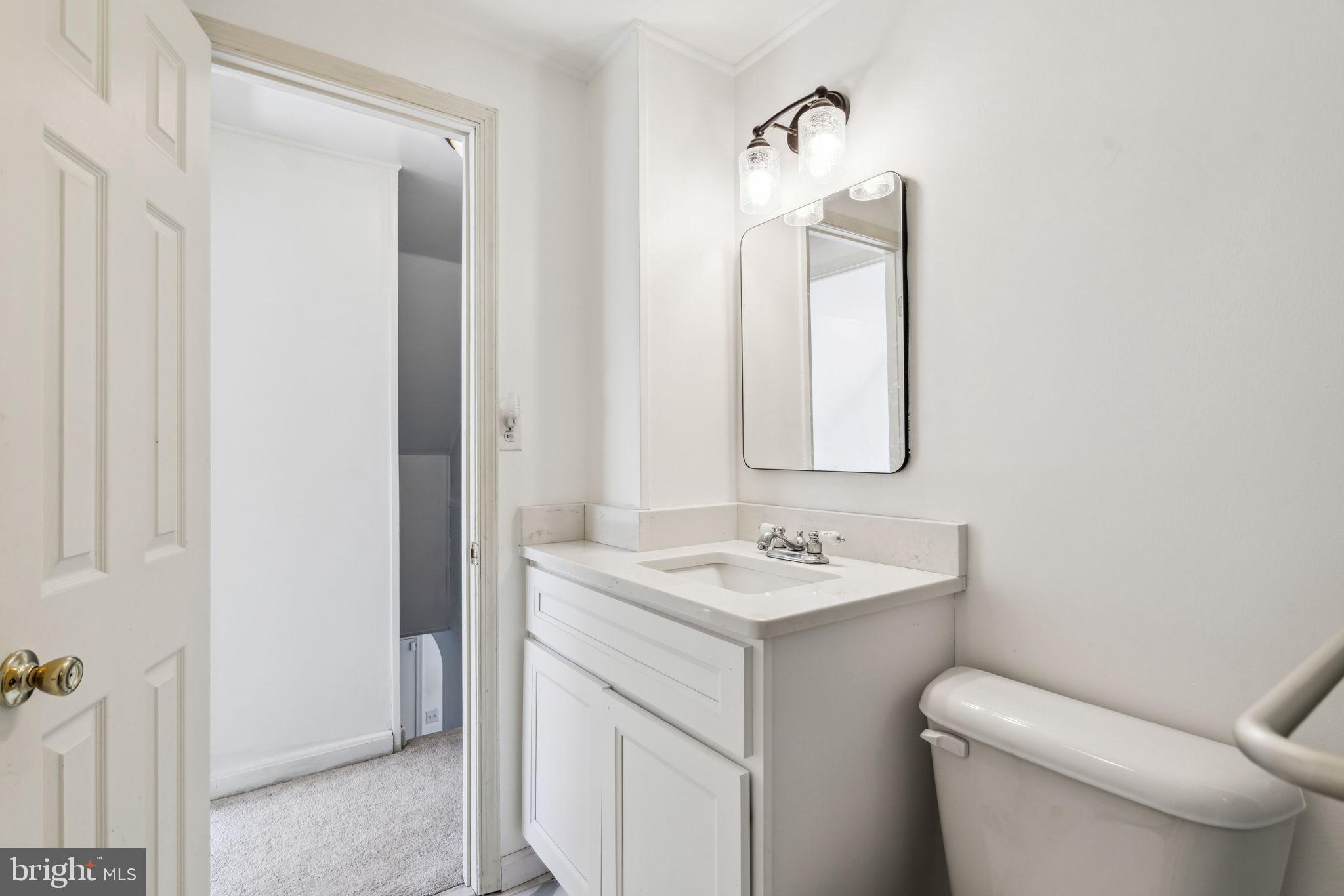 4 Long Loop Road Levittown, PA 19056 - Photo 23 of 32 Bathroom #2 - Second floor