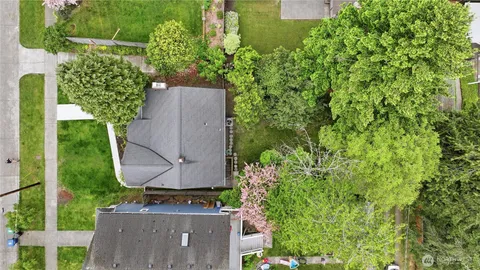 $1,198,000 | 7550 21st Avenue Northeast, Seattle, WA 98115