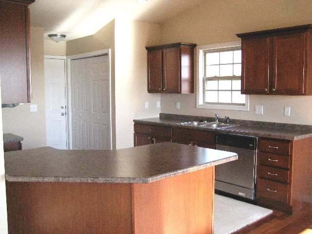1516 West Cloverdale Road Chillicothe, IL 61523 - Photo 2 of 4 Gallery Image 2