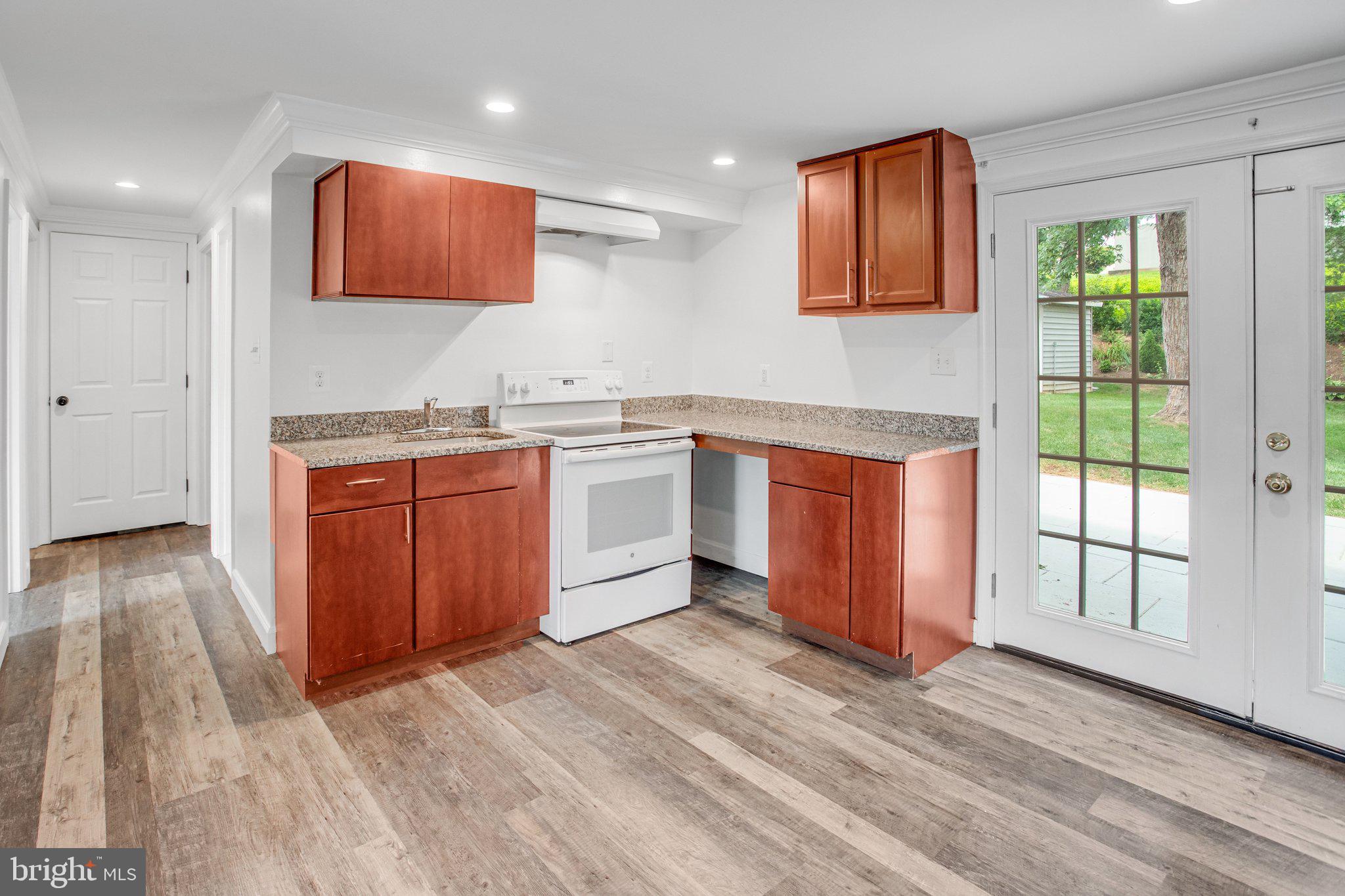 4712 Kilbane Road Woodbridge, VA 22193 - Photo 26 of 64 Gallery Image 26