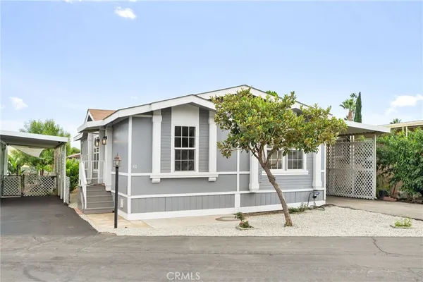 $215,000 | 32900 Riverside Drive, Unit 40, Lake Elsinore, CA 92530