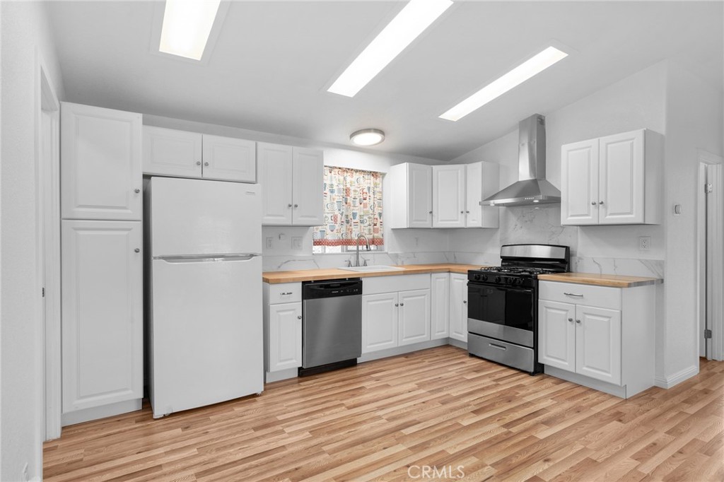 32900 Riverside Drive, Unit 40 Lake Elsinore, CA 92530 - Photo 11 of 32