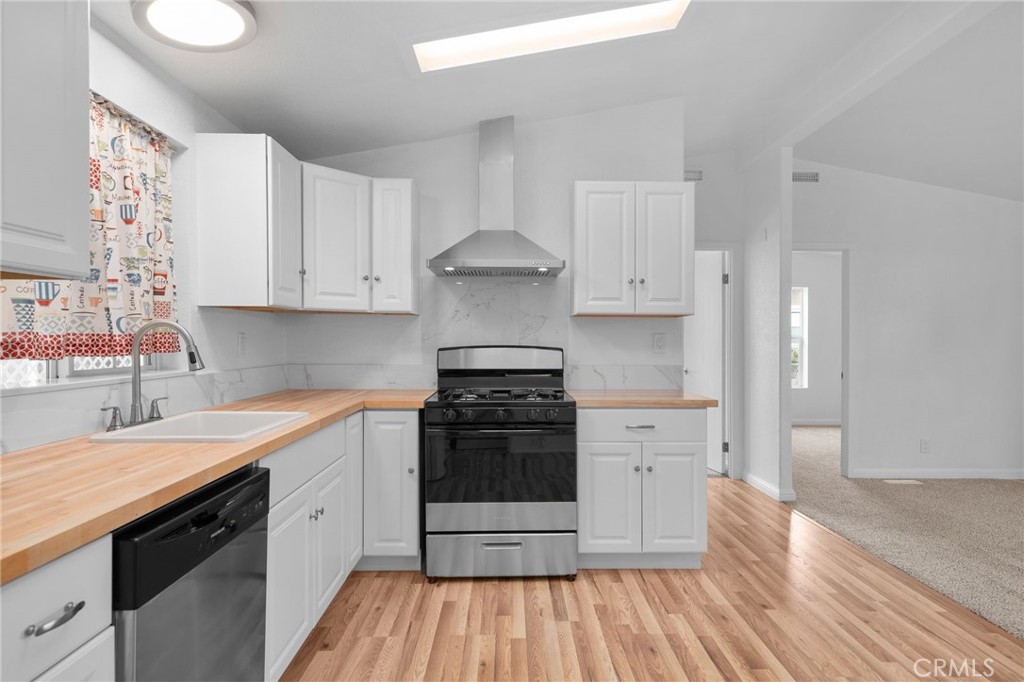 32900 Riverside Drive, Unit 40 Lake Elsinore, CA 92530 - Photo 12 of 32