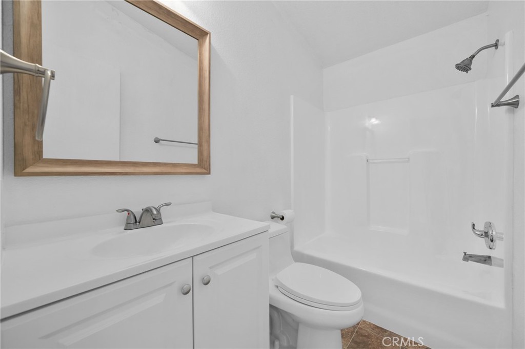 32900 Riverside Drive, Unit 40 Lake Elsinore, CA 92530 - Photo 28 of 32