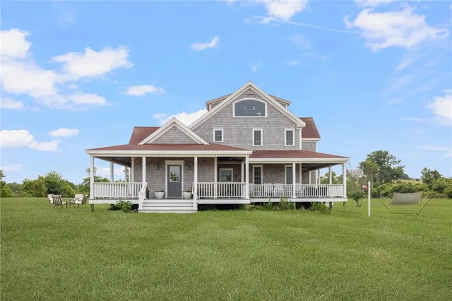 $2,990,000 | 1661 Sands Pond Road, Block Island, RI 02807