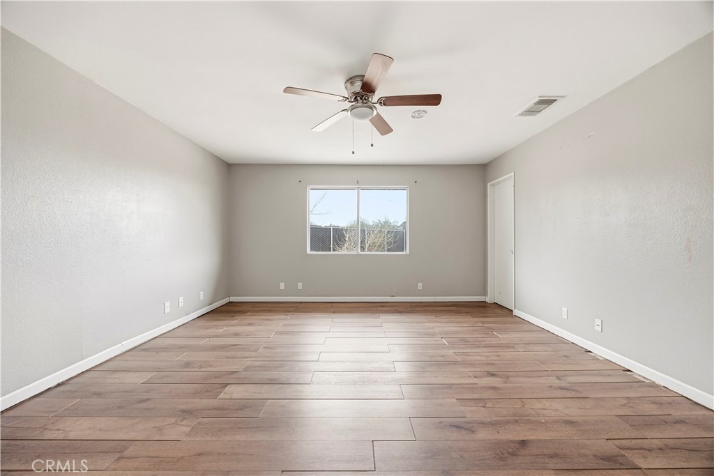 19125 Shoshonee Road Apple Valley, CA 92307 - Photo 19 of 30