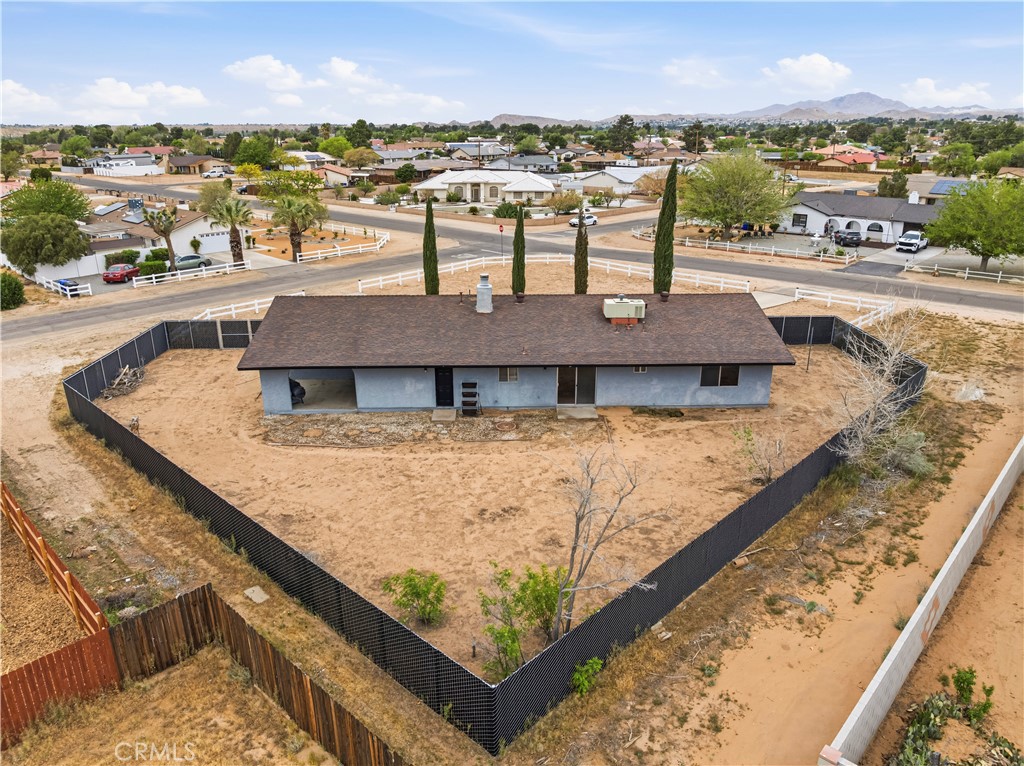 19125 Shoshonee Road Apple Valley, CA 92307 - Photo 22 of 30