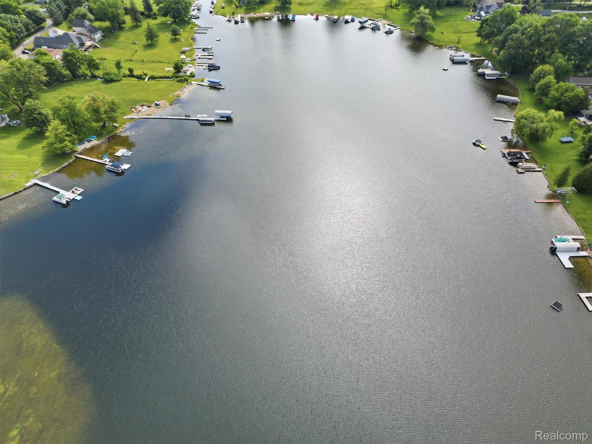 10288 Carmer Road Fenton, MI 48430 - Photo 41 of 52 10-DJI_0764.jpg