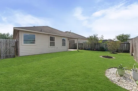 $275,000 | 3014 Cambridge Falls Drive, Fresno, TX 77545