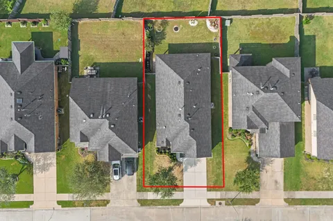 $275,000 | 3014 Cambridge Falls Drive, Fresno, TX 77545